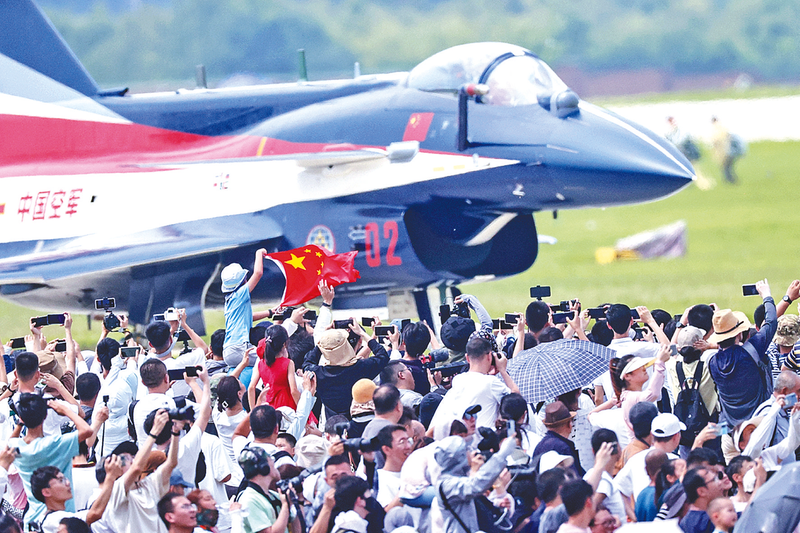 好好操女人B免费视频长春航空展迎来首个公众日